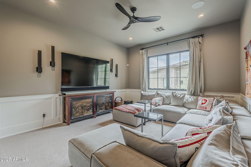 74-web-or-mls-Sunset Vista-64