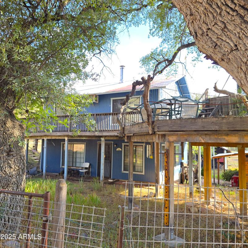 2-story Hm & Deck w Hot Tub
