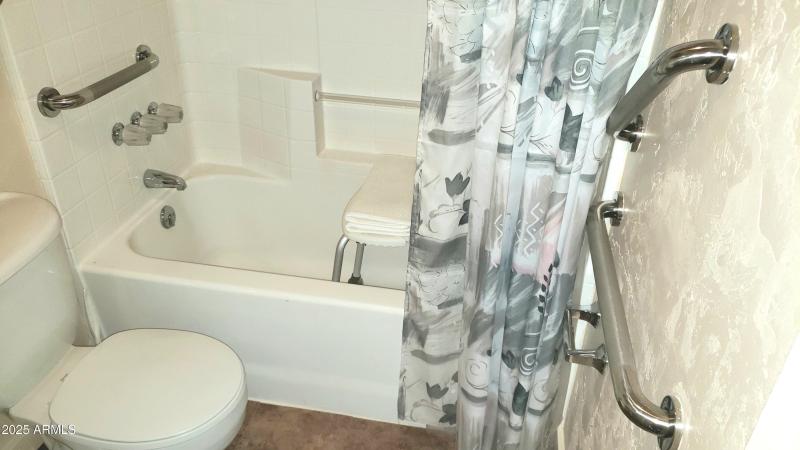 Bath Full Up Handicap Equip