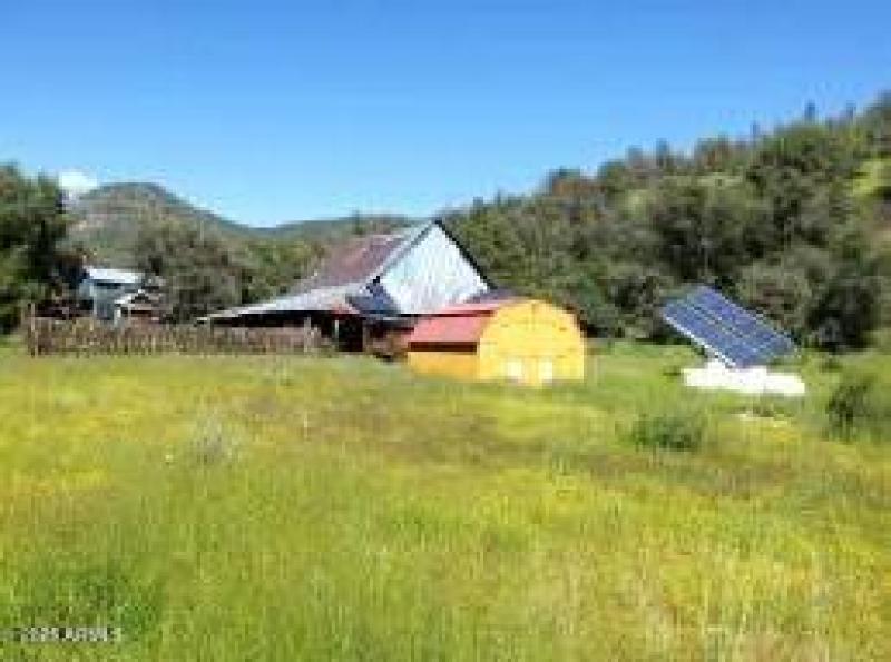 Barn & Power Shed S of 2 Homes