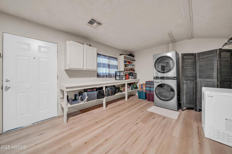 10614 N 103rd Ave-21