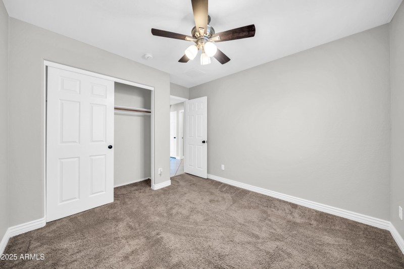 16219 W Yucatan Dr-25