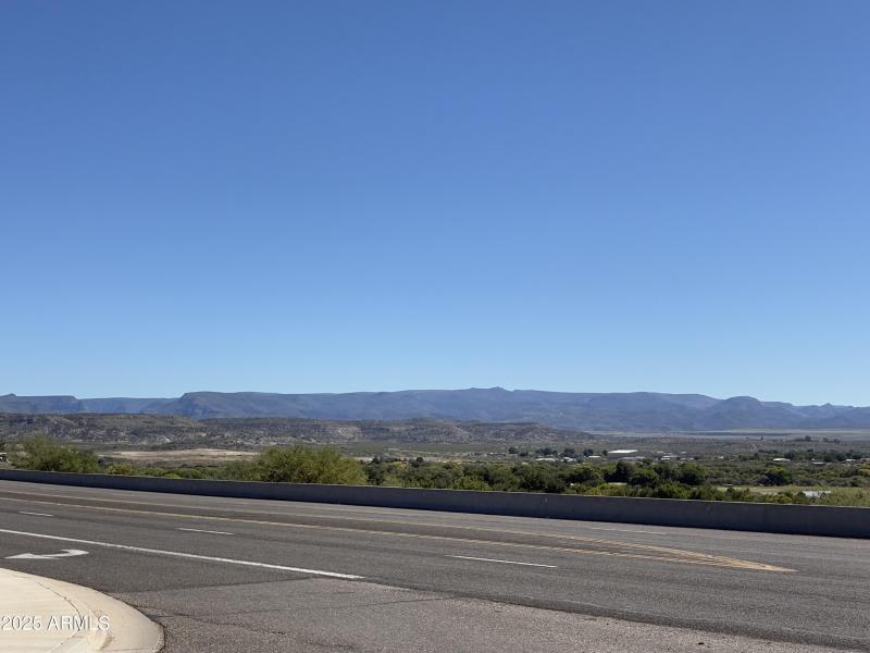 Intersection of 260 & Cliffs Parkway