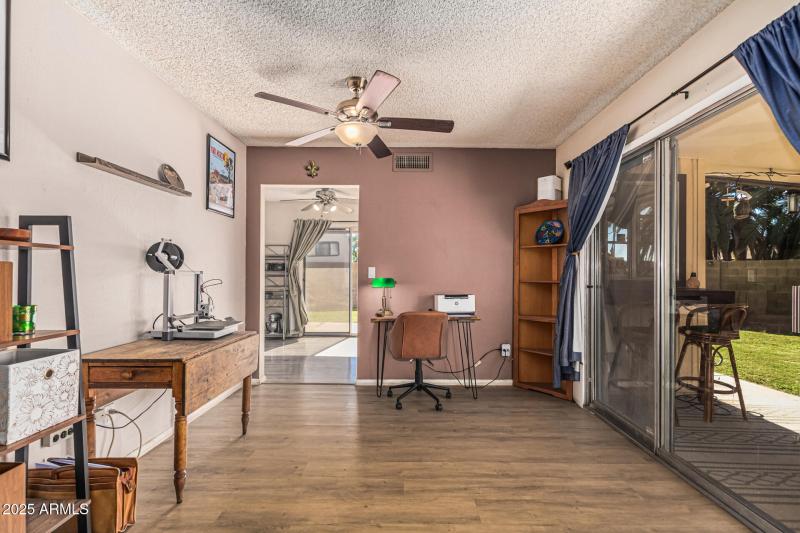 Bonus area off main LR