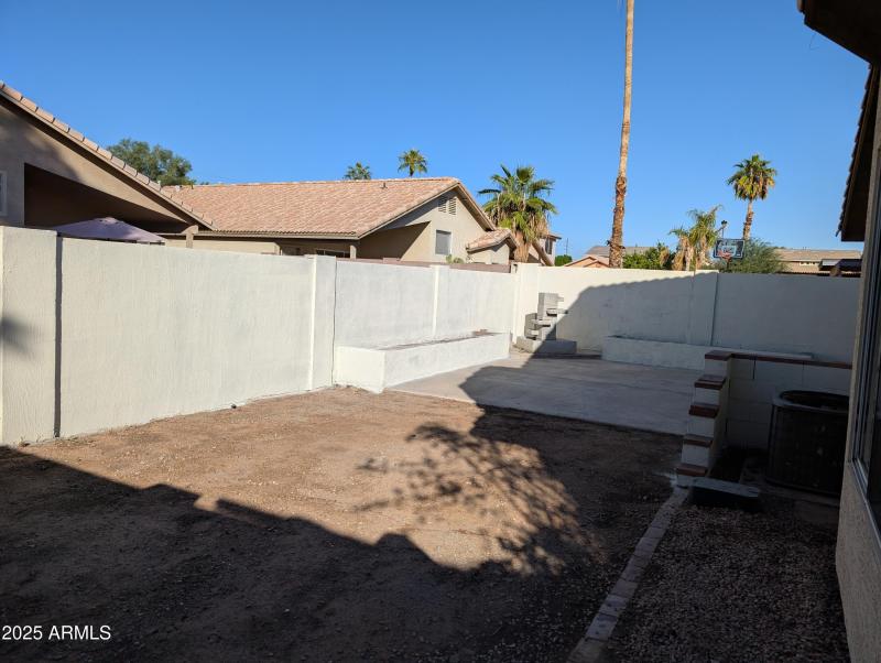 PXL_20251023_223544885