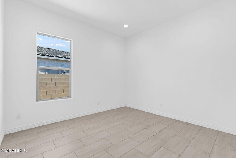 7632 W Remuda Drive ~ Ready Now!