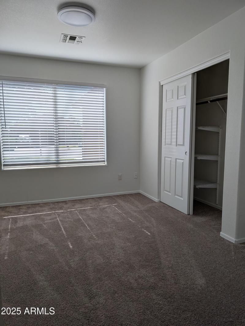 PXL_20251025_190407865.MP