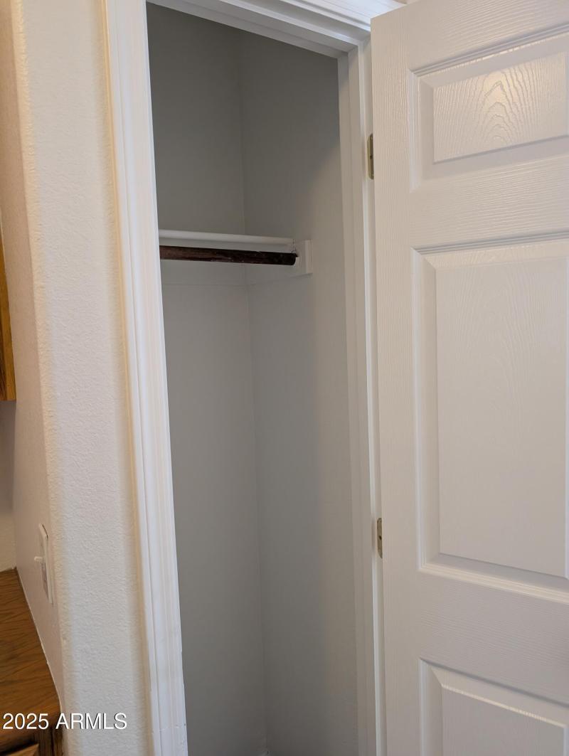 PXL_20251025_190443850