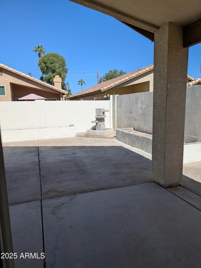 PXL_20251025_190843710