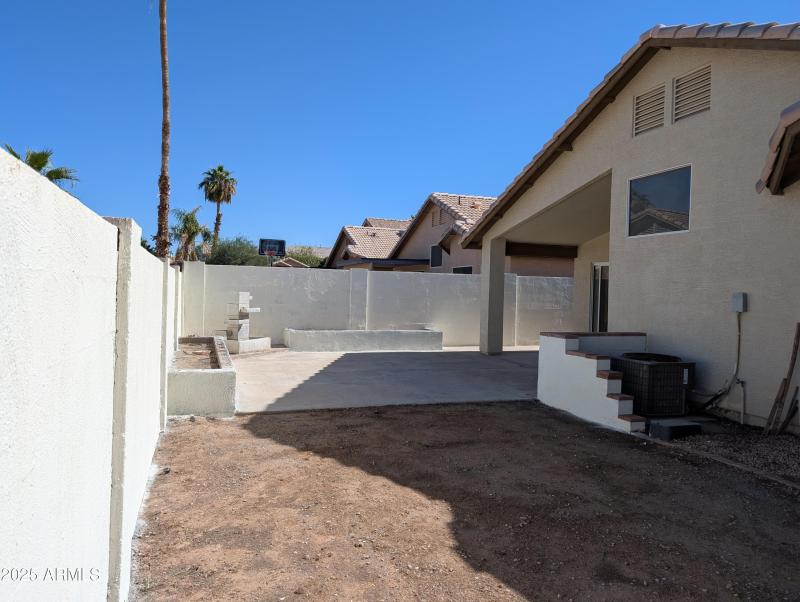 PXL_20251025_190932984