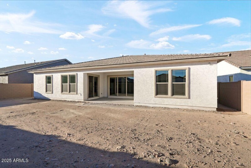 7639 W Remuda Drive ~ Ready Now!