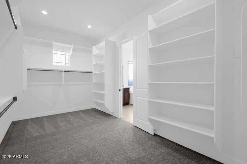 7639 W Remuda Drive ~ Ready Now!