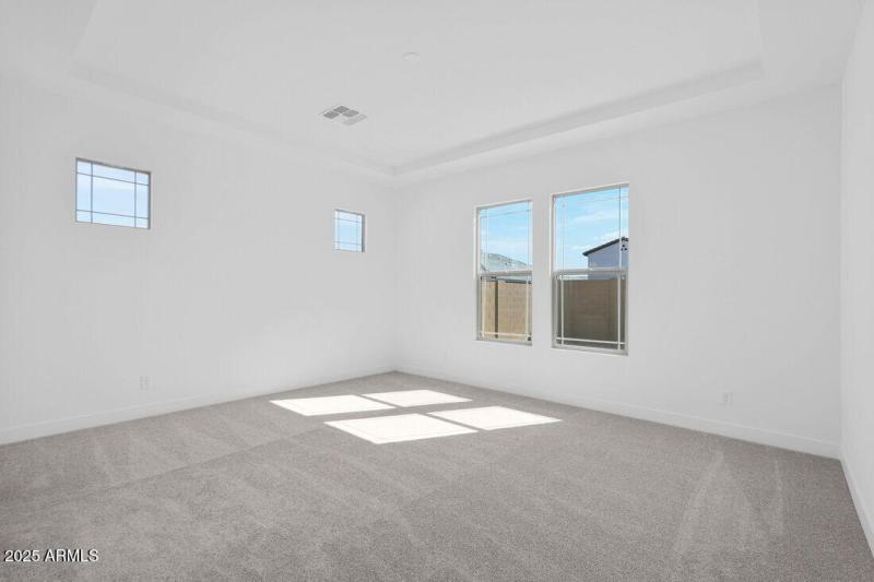 7639 W Remuda Drive ~ Ready Now!