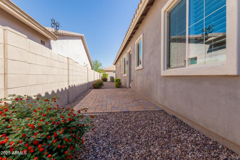 patio off the guest quarters