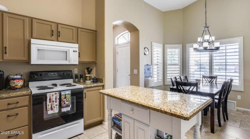 12617 W Clarendon Ave Kitchen 2