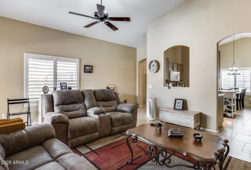 12617 W Clarendon living room