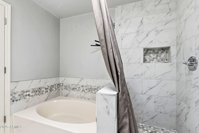 020___3755 E Broadway Rd unit 70