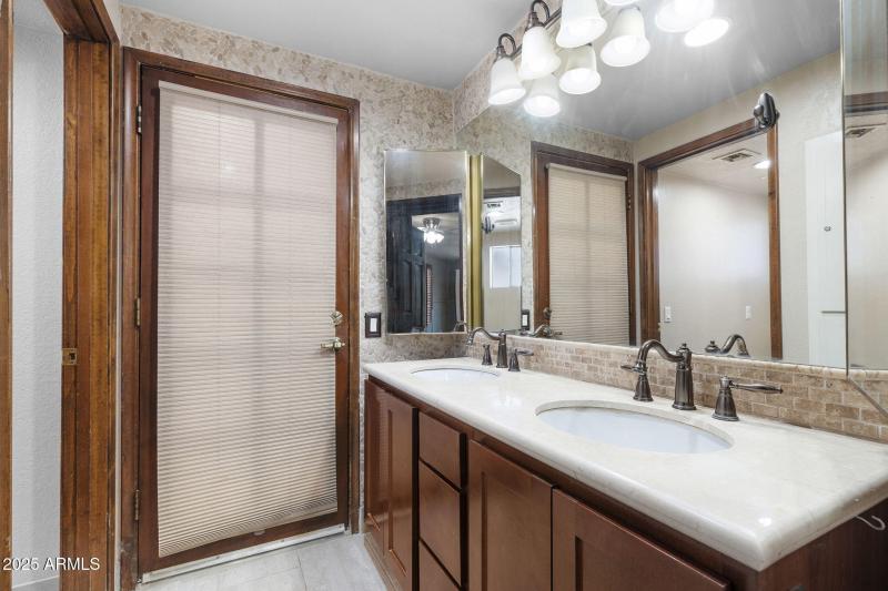 026___13640 E Williams Field