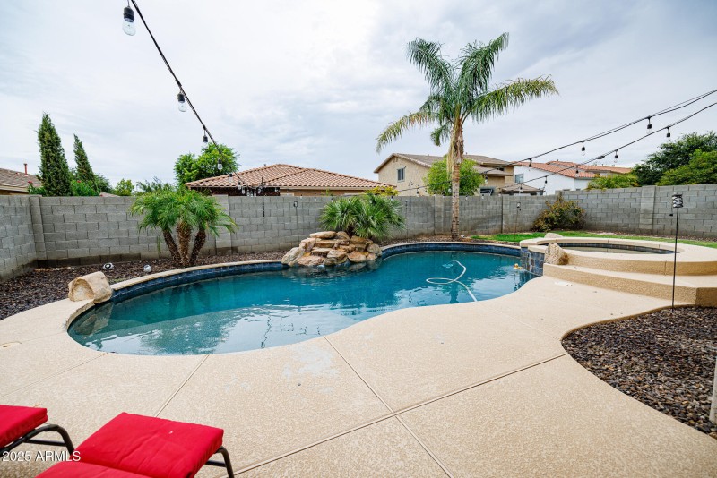 _03A1129-1200px-July 23, 2022