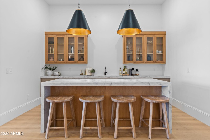 10-web-or-mls-10809-n-82nd-pl