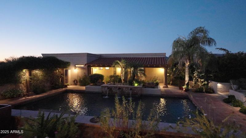 Sunsets Made for Living