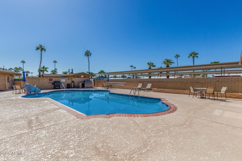 35 - Val Vista