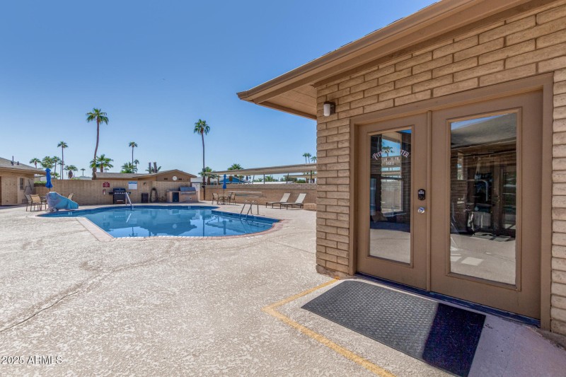 40 - Val Vista