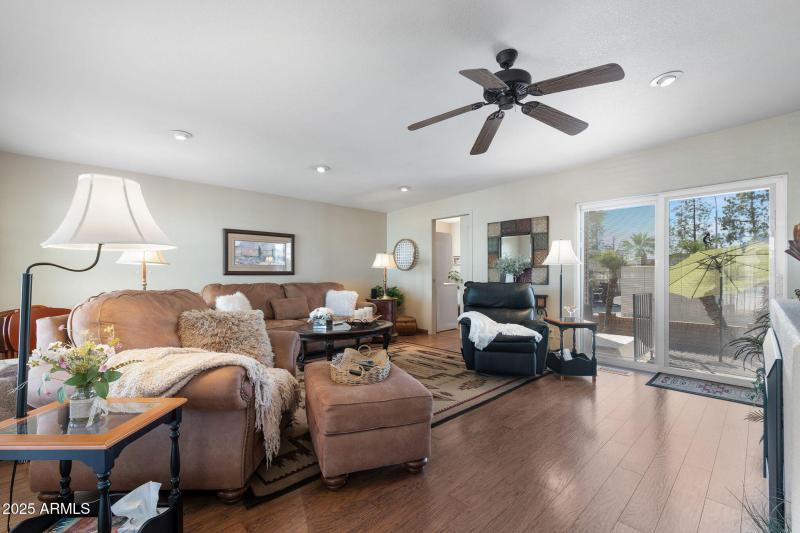 004___111 S Greenfield Rd unit 588 - Cop