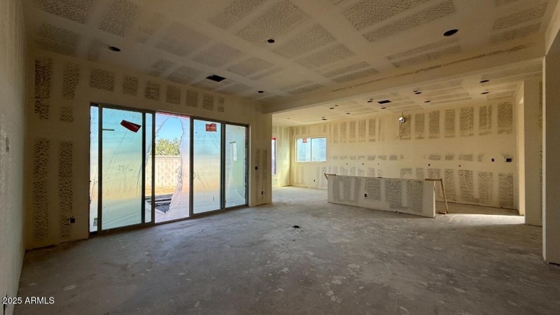 012 - Great Room & Kitchen