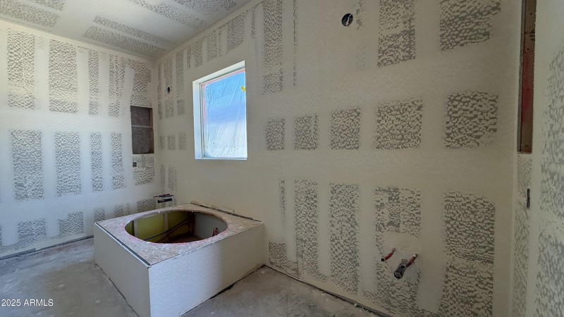 015 - Owner's Bathroom