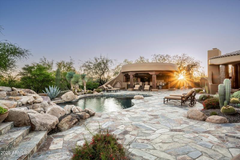 005-8681 E Artisan Pass -5