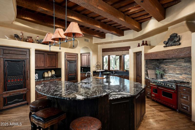 022-8681 E Artisan Pass -24