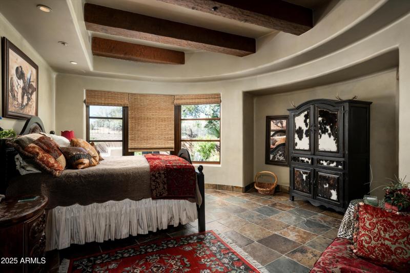 035-8681 E Artisan Pass -37