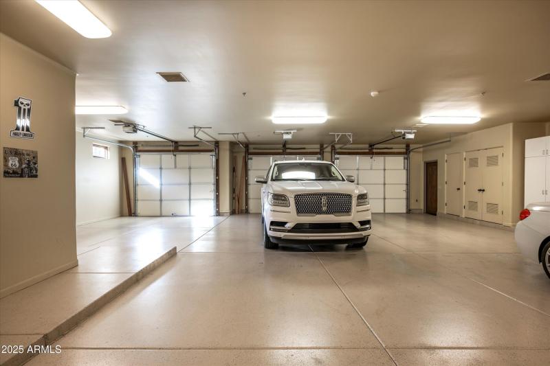 053-8681 E Artisan Pass -54