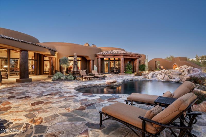 060-8681 E Artisan Pass -60