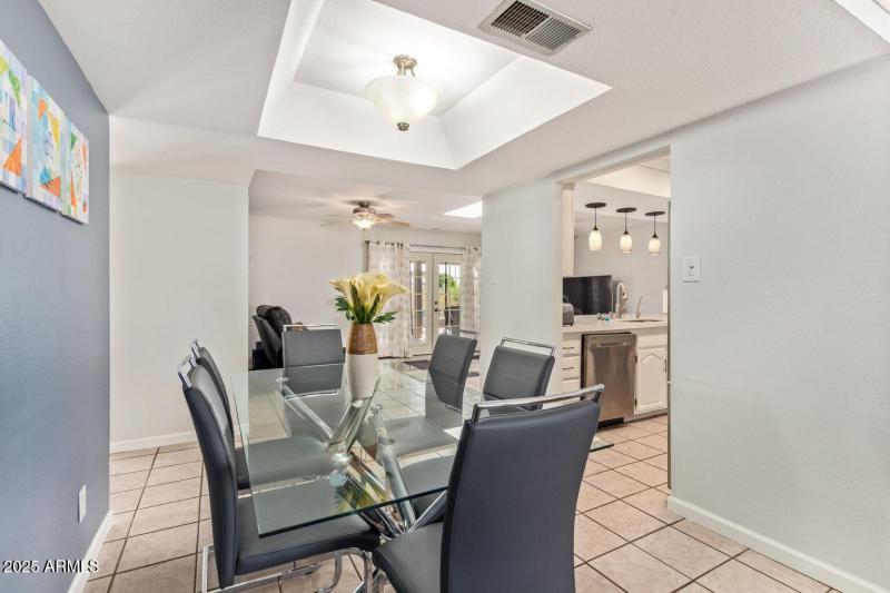 Montebello dining room