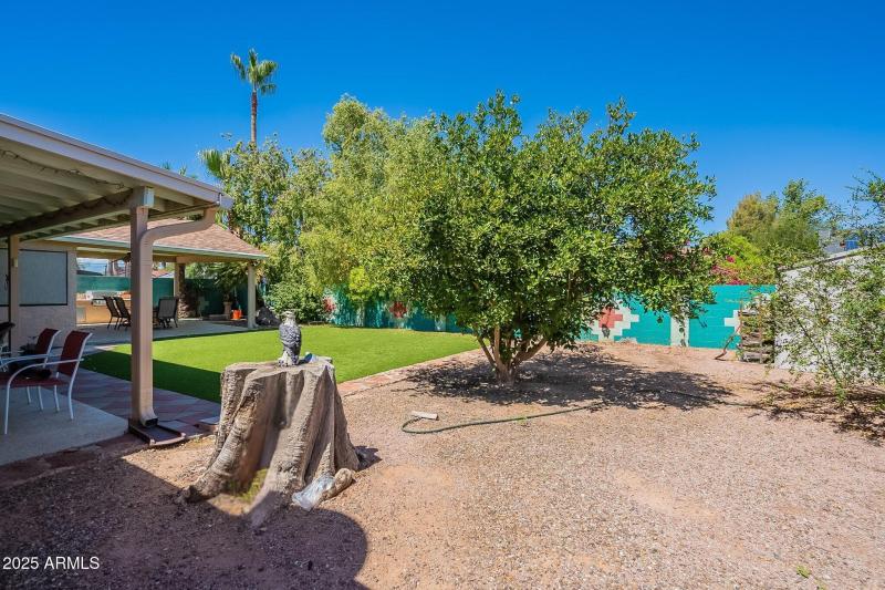 10-web-or-mls-Providence -10 - Edited