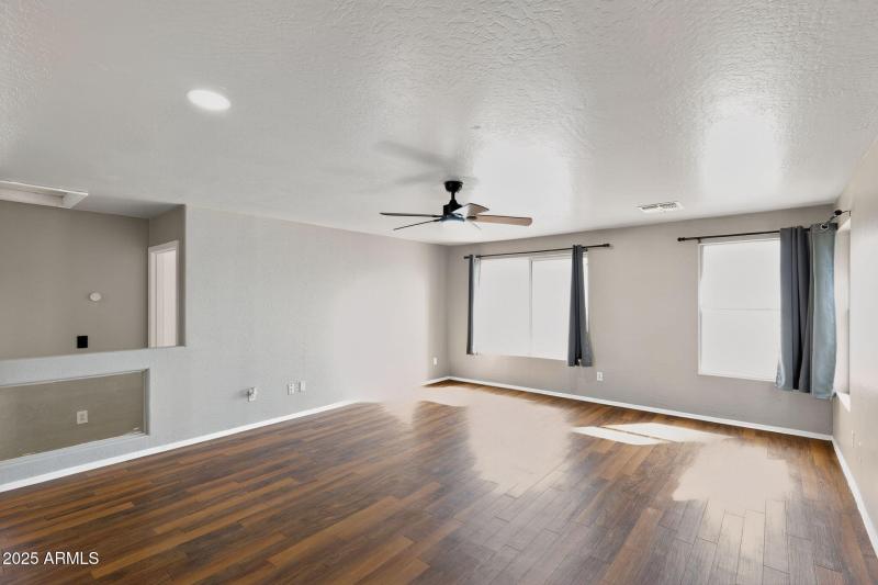 11_12709_N_El_Frio_St_El_Mirage_AZ_85335