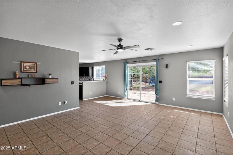 19_12709_N_El_Frio_St_El_Mirage_AZ_85335