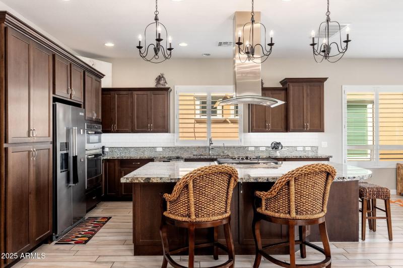 56 E Camellia Way - 10