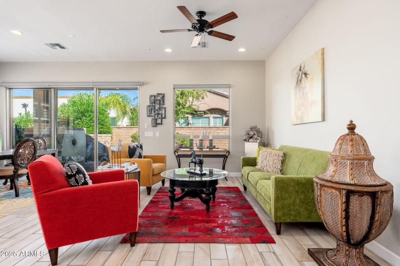 56 E Camellia Way - 17