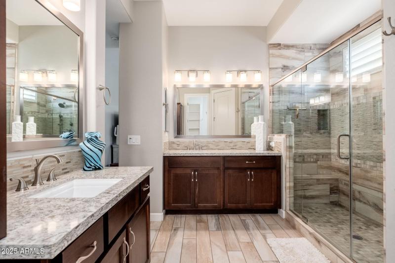 56 E Camellia Way - 21