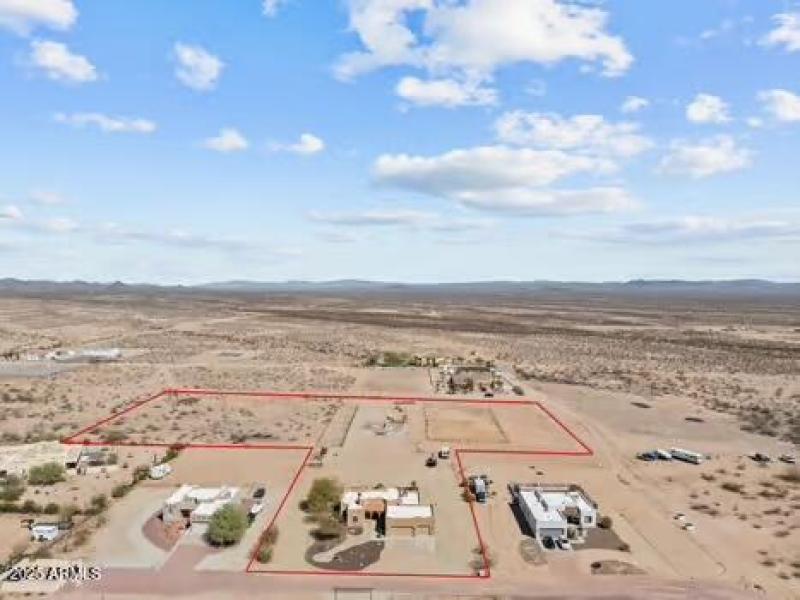 large-01960ca0-cb7d-7396-ad29-d93366a35c