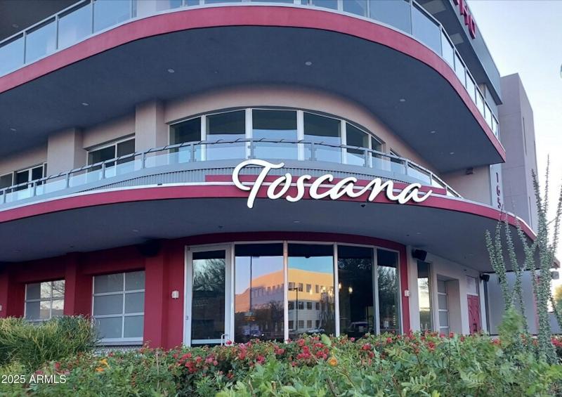 Toscana Italiana Restaurant On Site