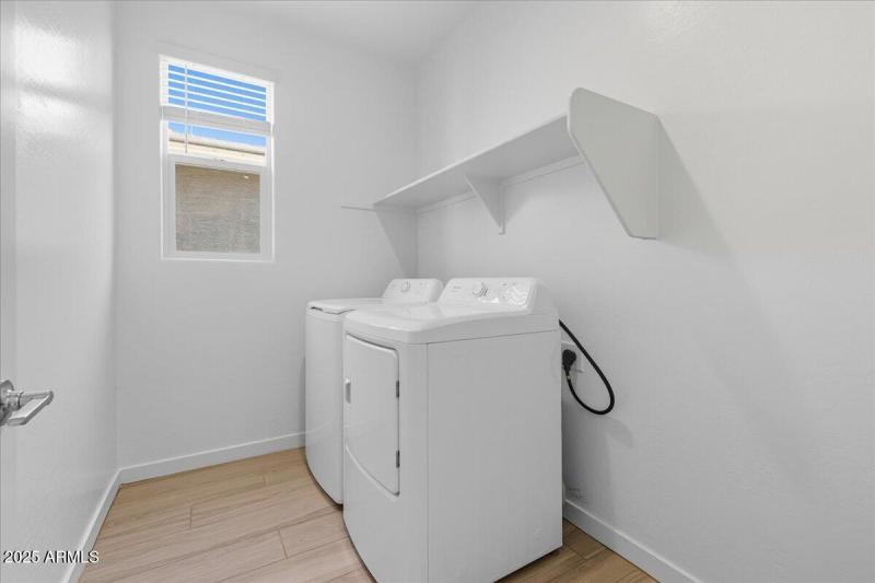 07-11940_Calle_De_Pompas10