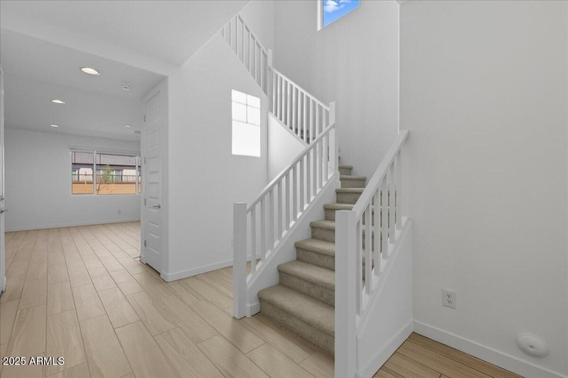 15-11940_Calle_De_Pompas8