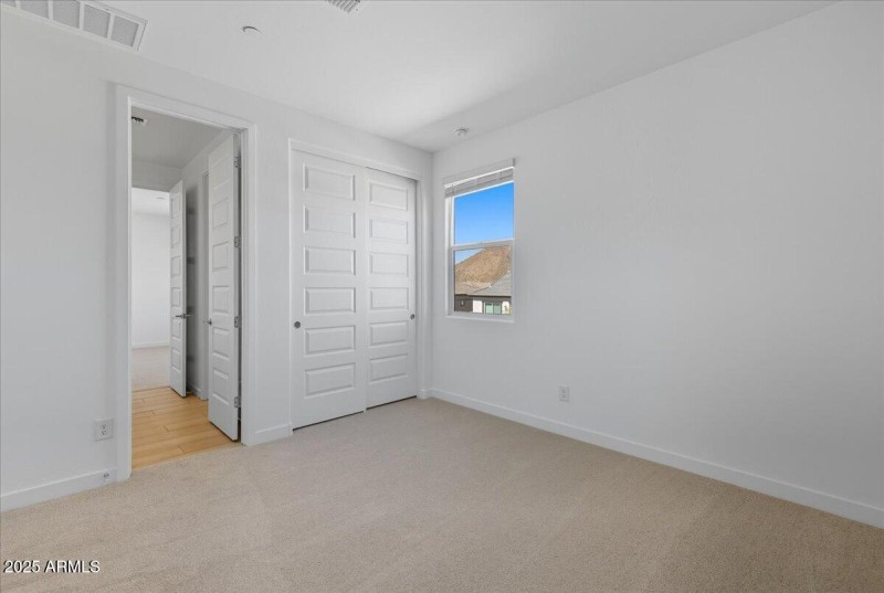 18-11940_Calle_De_Pompas17