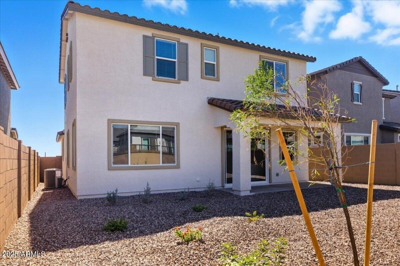 30-11940_Calle_De_Pompas28