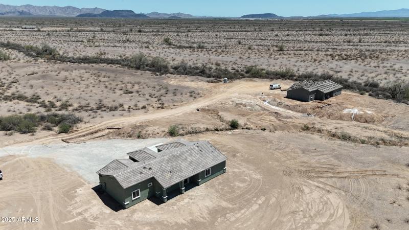 48_dji_20250606111620_0127_d