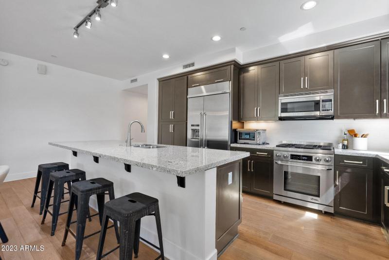 Space to entertaim Kitchen